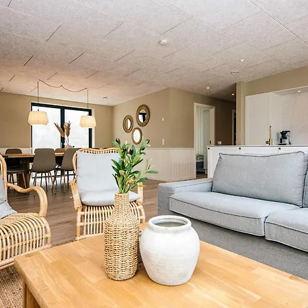 5 Star In Holiday home *