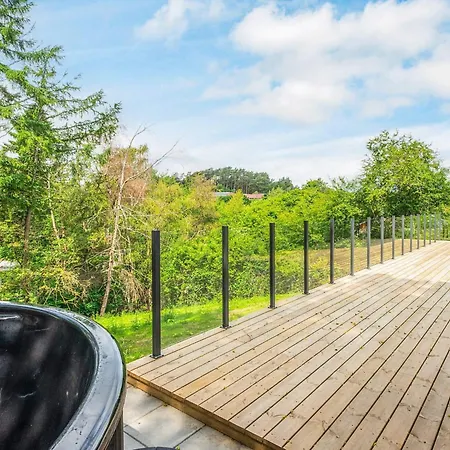 5 Star In Holiday home *