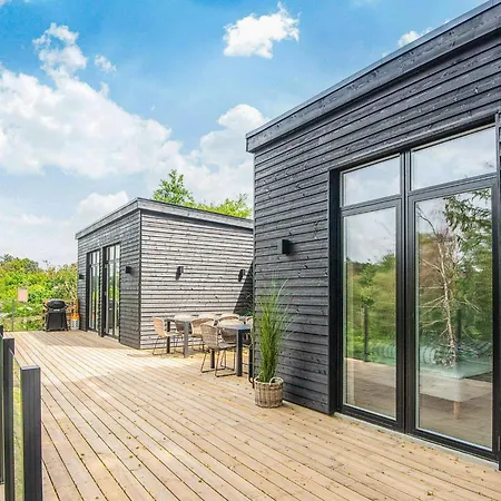 5 Star In Holiday home